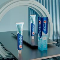 Natural Mint Toothpaste Freshens Breath