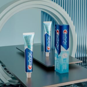 Natural Mint Toothpaste Freshens Breath